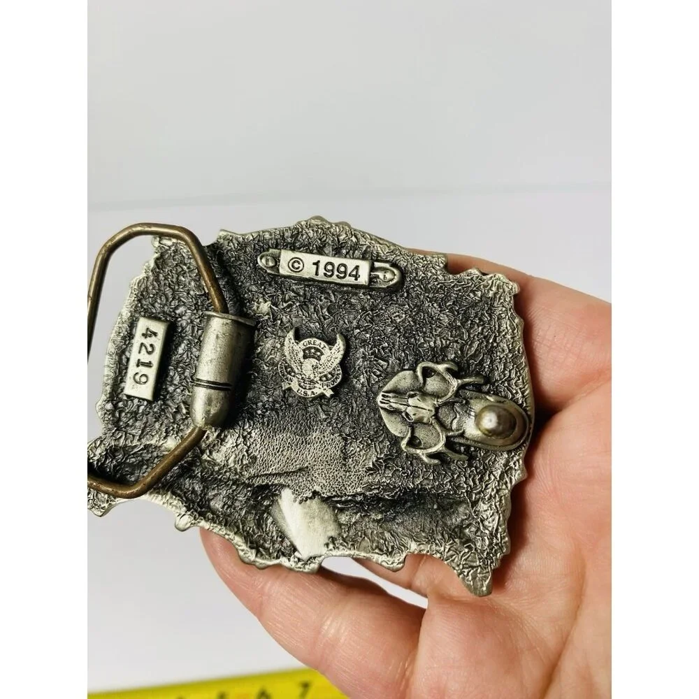 I'd Rather Be Hunting Belt Buckle 1994 GAP Vintage Enamel‎